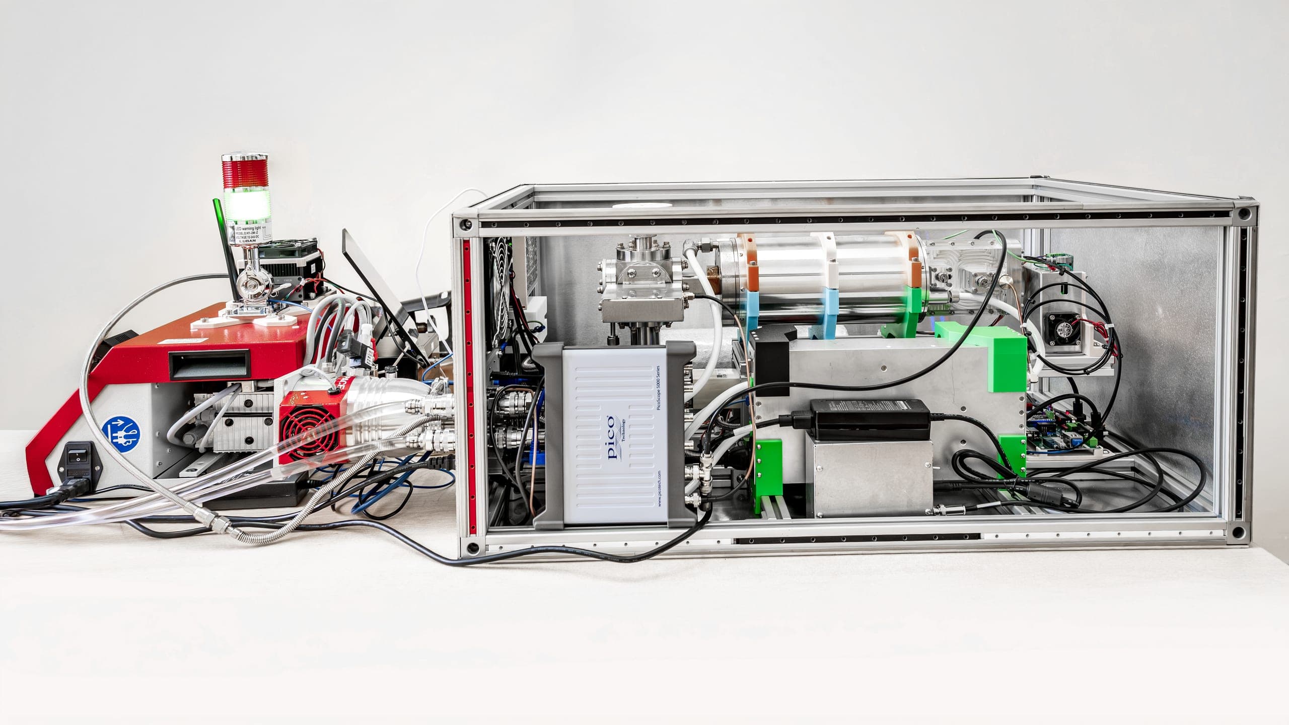 Alpha-E Pro accelerator system, front view